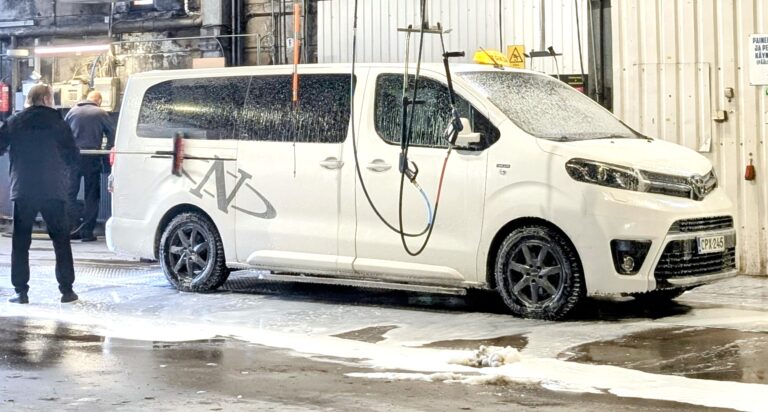 PXL_20251119_081033831.PORTRAIT.ORIGINAL~2